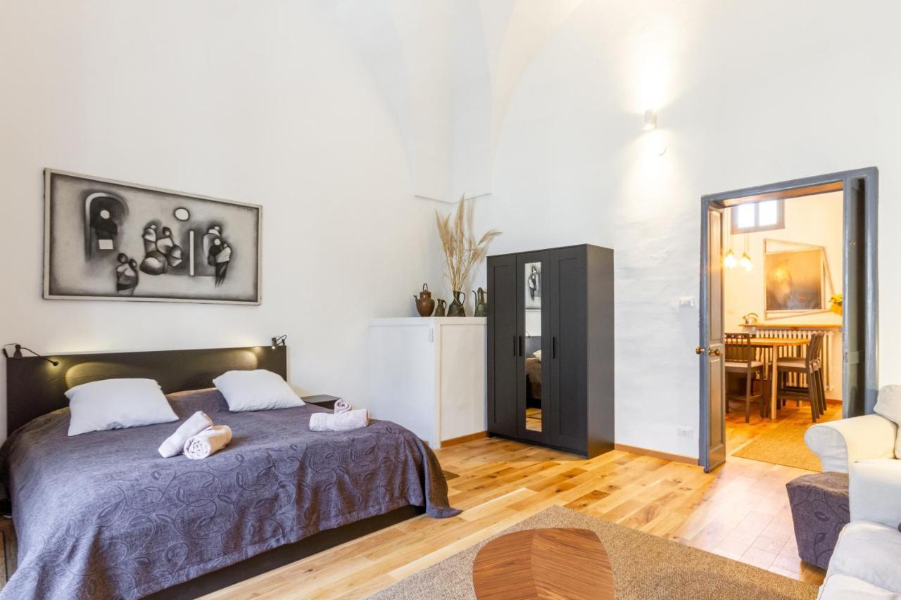 Lecce Center Charming Flat With Terrace Exterior foto